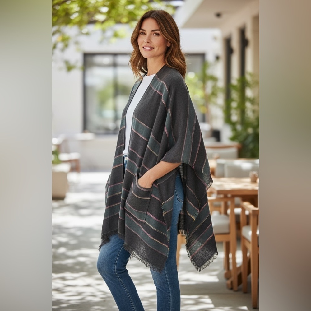 BCBGeneration striped open front kimono